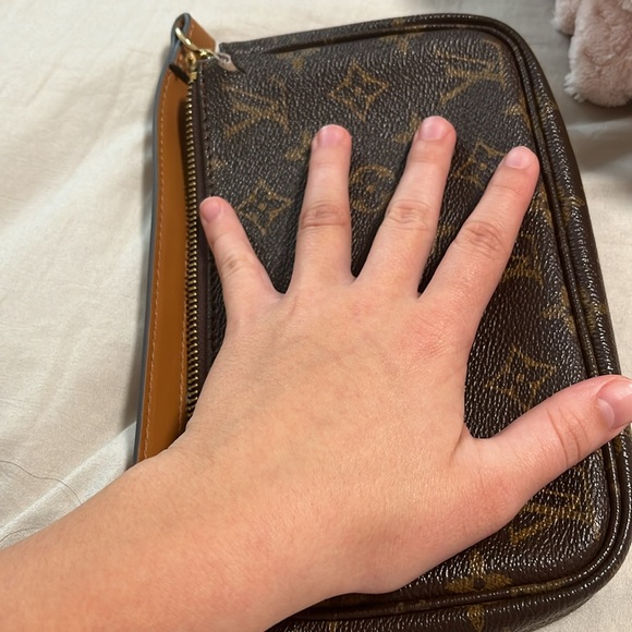 Louis Vuitton bag,it’s a mini bag. A little bit ripped because it’s an old one. - Picture 4 of 4